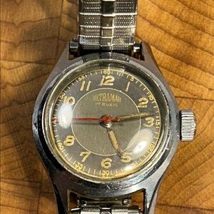 Ultraman Chromed waterproof mechanical 17 rubis watch